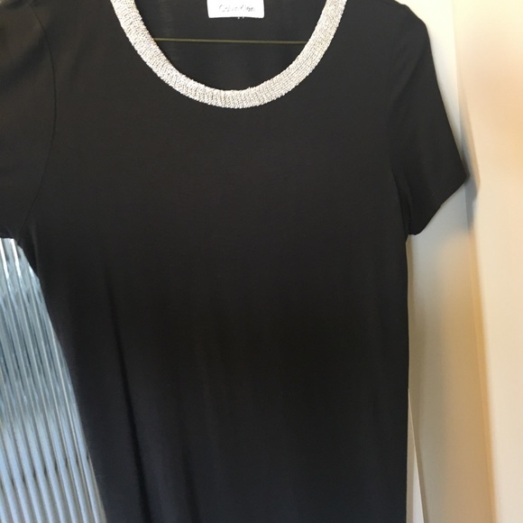 Top - Picture 2 of 5